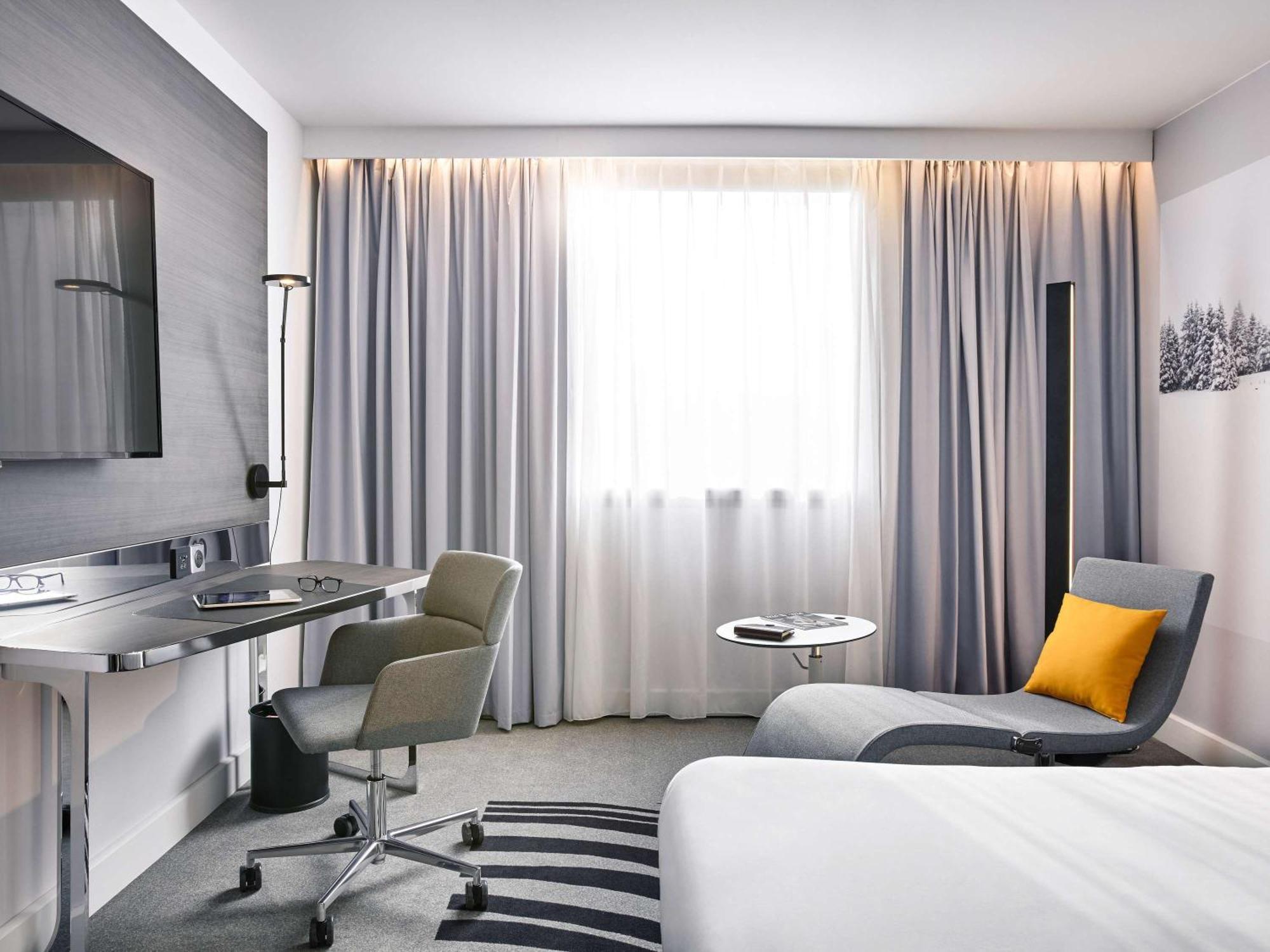 Novotel London Waterloo Exterior photo